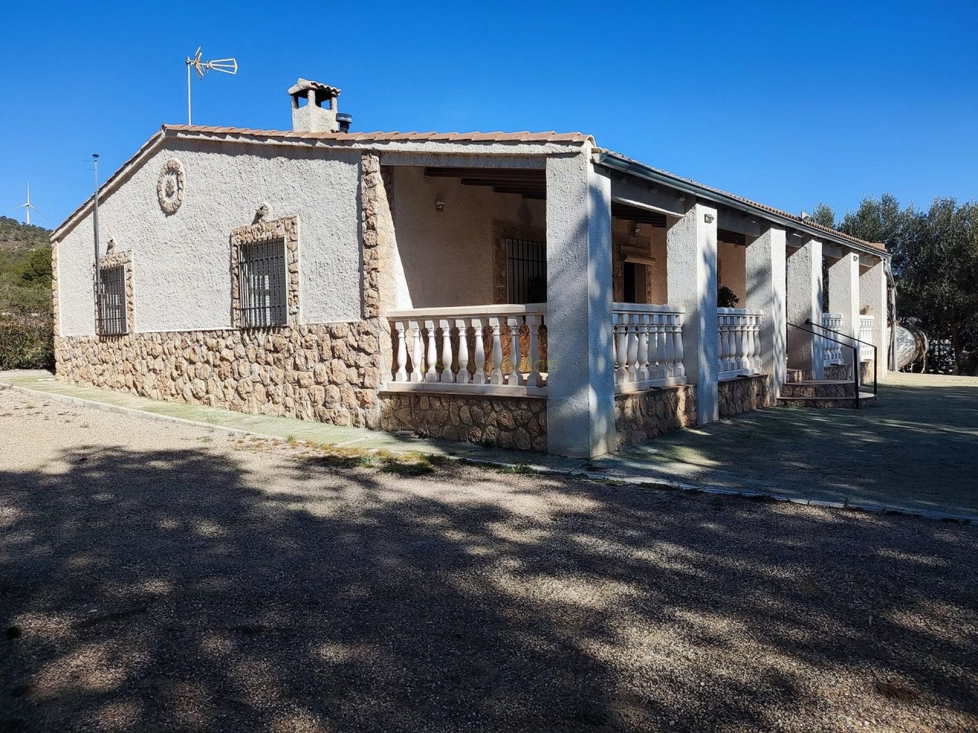 3 Bed Country House with pool in a rural setting - Inland Villas Spain