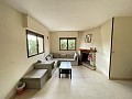 Casa adosada de 4 habitaciones con bonitos jardines in Inland Villas Spain
