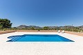 Wunderschöne bezugsfertige Villa mit Gästehaus und Pool in Inland Villas Spain