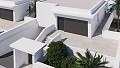 Moderne villa met 5 slaapkamers en 4 badkamers met onderbouw, zwembad en garage in Inland Villas Spain