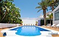 Villa élégante de 5 chambres avec piscine privée, à 5 minutes de la plage in Inland Villas Spain