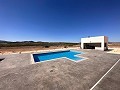 Luxe nieuwe villa's inc. land, licenties en wettigheid in Inland Villas Spain