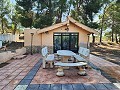 Villa de 4 chambres avec façade modernisée et piscine in Inland Villas Spain