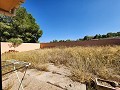 Villa de 4 dormitorios con salpicadero modernizado y piscina. in Inland Villas Spain