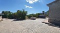 Villa de 4 chambres comprenant un appartement d'invités et une piscine - à distance de marche du village in Inland Villas Spain