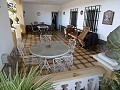 Uitstekende villa met 5 slaapkamers en 2 badkamers, tennisbaan en zwembad in Inland Villas Spain