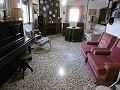 Ausgezeichnete Villa mit 5 Schlafzimmern und 2 Bädern, Tennisplatz und Pool in Inland Villas Spain