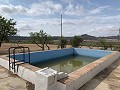 Landhaus mit 4 Schlafzimmern, Garage und Pool in Inland Villas Spain