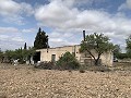 Landhuis met 4 slaapkamers, garage en zwembad in Inland Villas Spain