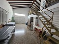 Nice house with open plan top floor walking distance to Villena in Inland Villas Spain