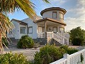 Schöne Spiralvilla  in Inland Villas Spain