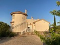 Preciosa villa en espiral  in Inland Villas Spain