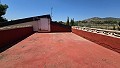 Twee huizen op één perceel met apart bijgebouw en zwembad in Inland Villas Spain