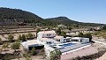 Wunderschöne Villa mit 5 Schlafzimmern und 6 Bädern in Inland Villas Spain