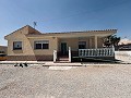 Villa met bijgebouwen in Abanilla in Inland Villas Spain