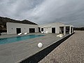 Moderne Villa mit 5 Schlafzimmern und 3 Badezimmern in Macisvenda in Inland Villas Spain