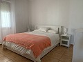 Atemberaubende 4-Schlafzimmer-Villa mit Pool in Caudete in Inland Villas Spain