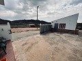 Finca mit 9 Wohnungen in El Cantón in Inland Villas Spain