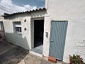 Finca met 9 woningen in El Cantón in Inland Villas Spain