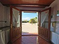 Landhuis met 4 slaapkamers, 4 minuten buiten Pinoso in Inland Villas Spain