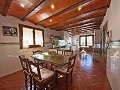 Maison de campagne de 4 chambres à 4 min de Pinoso in Inland Villas Spain