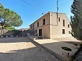 Maison de campagne de 4 chambres à 4 min de Pinoso in Inland Villas Spain