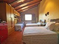 Maison de campagne de 4 chambres à 4 min de Pinoso in Inland Villas Spain