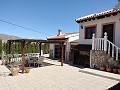 Villa avec des vues incroyables dans un petit village à quelques minutes de Pinoso in Inland Villas Spain