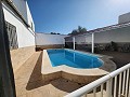 Landhaus mit 7 Schlafzimmern, 9 x 4 Pool und Nebengebäuden in Inland Villas Spain