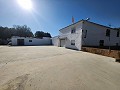 Landhaus mit 7 Schlafzimmern, 9 x 4 Pool und Nebengebäuden in Inland Villas Spain