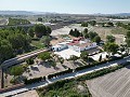 Landhaus mit 7 Schlafzimmern, 9 x 4 Pool und Nebengebäuden in Inland Villas Spain