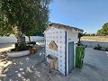 Maison de campagne de 7 chambres avec piscine 9 x 4 et dépendances in Inland Villas Spain