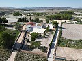 Landhaus mit 7 Schlafzimmern, 9 x 4 Pool und Nebengebäuden in Inland Villas Spain