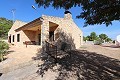 Casa H - Villa privée et paisible près de Yecla avec 4 grandes chambres + piscine in Inland Villas Spain