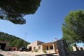 Casa H - Private und ruhige Villa in der Nähe von Yecla mit 4 großen Schlafzimmern + Pool in Inland Villas Spain