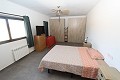 5 Jahre alter Neubau, mit 3 Schlafzimmern, 3 Bädern, großem Pool und Garage in Inland Villas Spain