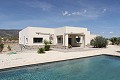 5 year old new build, with 3 bedrooms, 3 bathrooms, large pool and garage in Inland Villas Spain