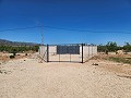 5 jaar oude nieuwbouw, met 3 slaapkamers, 3 badkamers, groot zwembad en garage in Inland Villas Spain