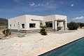 5 year old new build, with 3 bedrooms, 3 bathrooms, large pool and garage in Inland Villas Spain