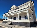 3 Jahre altes Haus mit Gästehaus und Sommergrill in Inland Villas Spain