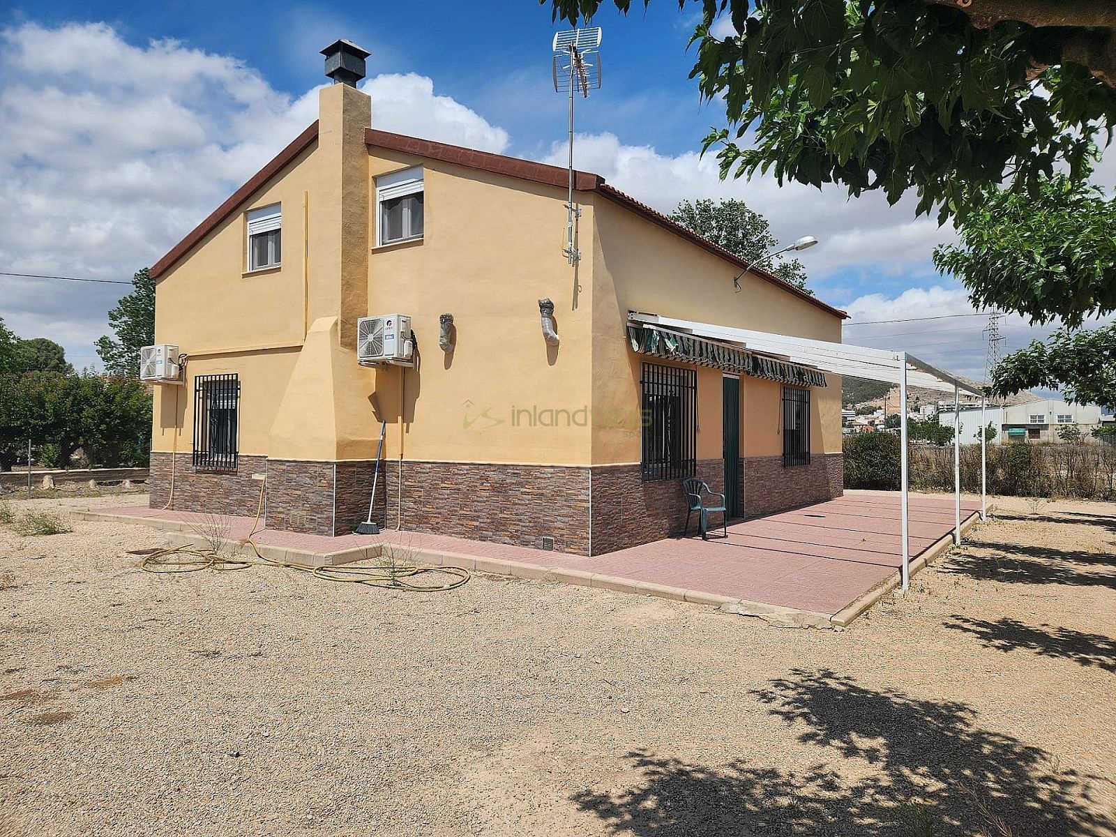 Chalet independiente en Villena - Reventa - Inland Villas Spain