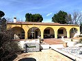 Villa avec 3 chambres, grande piscine et à pied de la ville in Inland Villas Spain