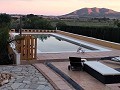 Villa mit 3 Schlafzimmern, großem Pool und Spaziergang in die Stadt in Inland Villas Spain