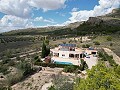 Huis met 3 slaapkamers en 15 kW zonne-energie met grote kamers in Inland Villas Spain