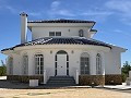 Prachtige vrijstaande villa met zwembad in Pinoso in Inland Villas Spain