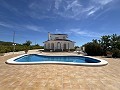 Impresionante villa independiente con piscina en Pinoso in Inland Villas Spain