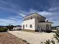 Prachtige vrijstaande villa met zwembad in Pinoso in Inland Villas Spain