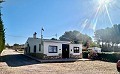 Preciosa casa de campo con pista de pádel de tamaño completo in Inland Villas Spain