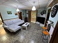 Landhuis in Pinoso met 2 grotkamers in Inland Villas Spain