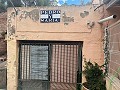 Maison de campagne à Pinoso avec 2 chambres troglodytes in Inland Villas Spain